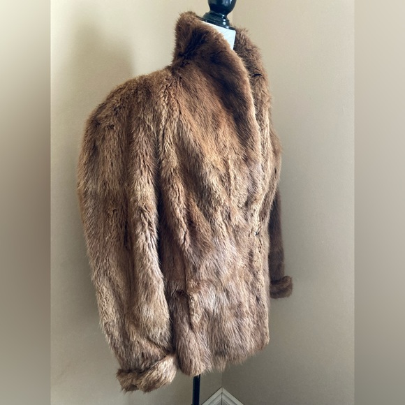 Mink Coat - Picture 3 of 8